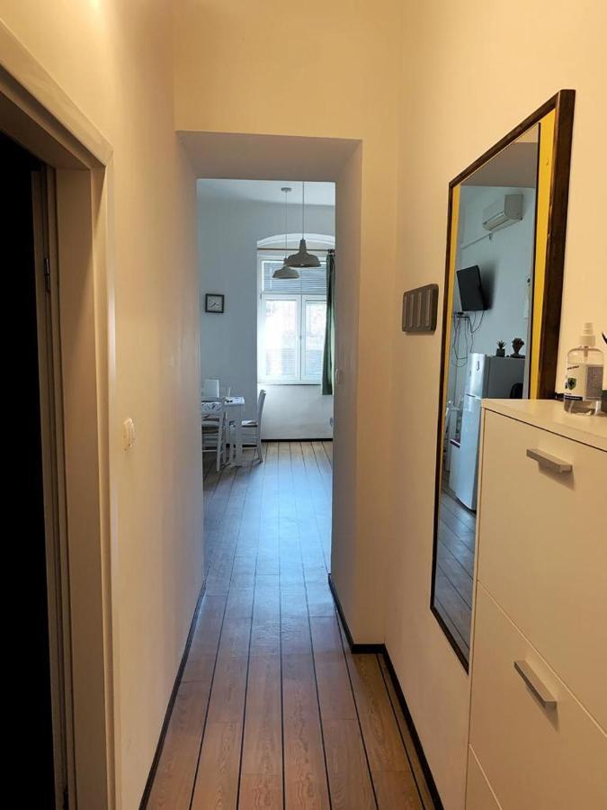 Apartmani Lucin Риека Экстерьер фото